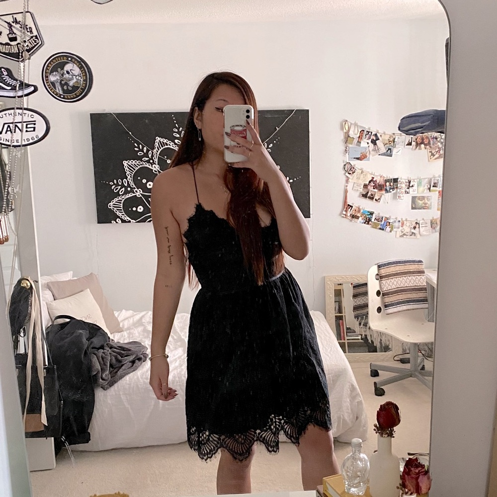 BORNTOBECHIC AURELIA BLACK LACE DRESS